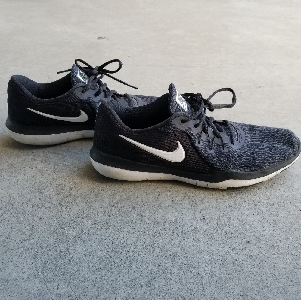 Nike Flex Supreme TR6